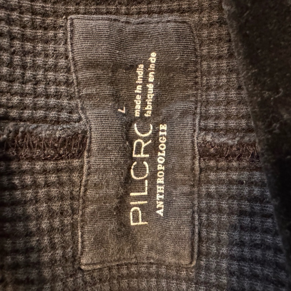 Pilcro /Anthroplogie V-Neck Sweater in Black and Gray - Picture 3 of 4